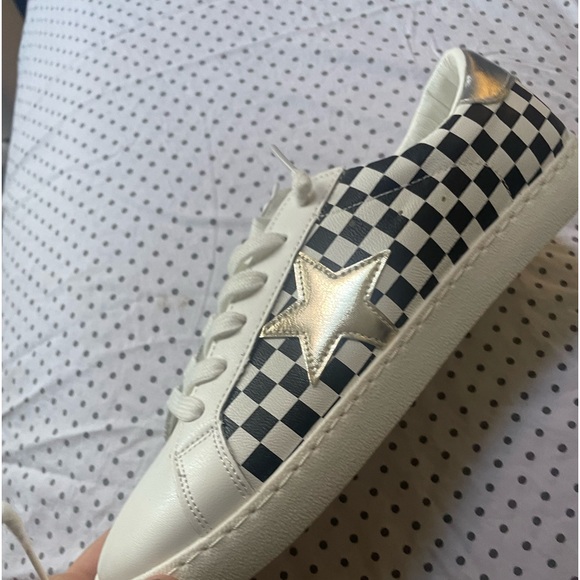 NWT (no box) | Vintage Havana | BIANCA Sneaker | B&W Checkered | $110 MSRP - Picture 1 of 1